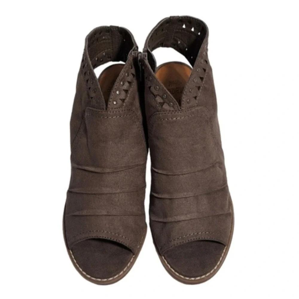 Sonoma women size
